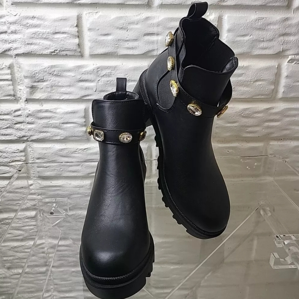 New! Catherine Malandrino Black Chelsea Chunky Boots/Stud Strap sz:8.5